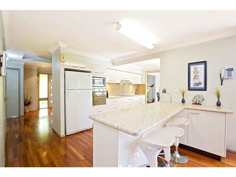 9 Lavington Avenue, Chipping Norton NSW 2170