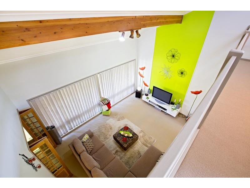 9 Lavington Avenue, Chipping Norton NSW 2170