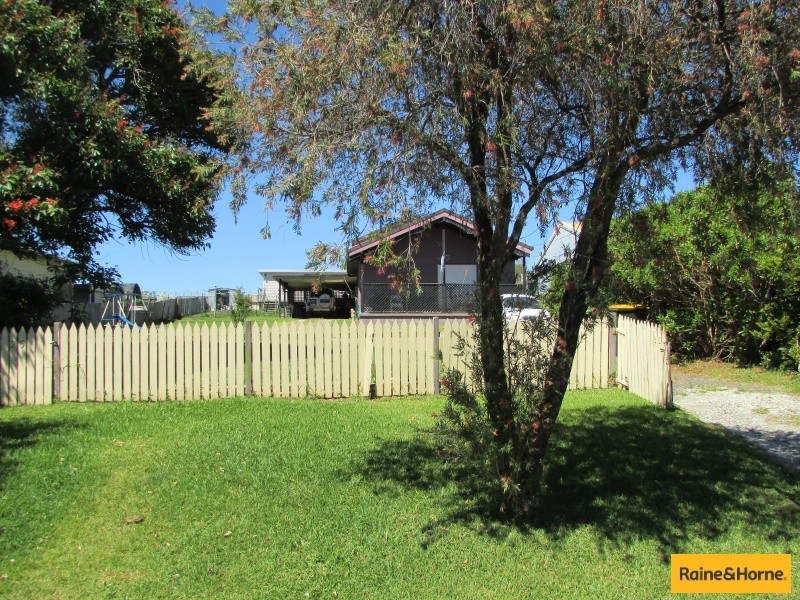 25 Church Street, Nana Glen NSW 2450