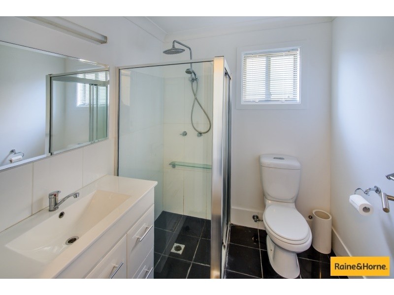 27 Robert Garrett Street, Coffs Harbour NSW 2450