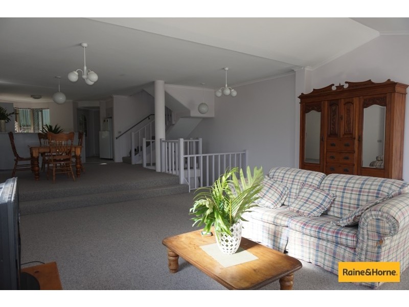 4/27 Clarence Crescent, Coffs Harbour NSW 2450