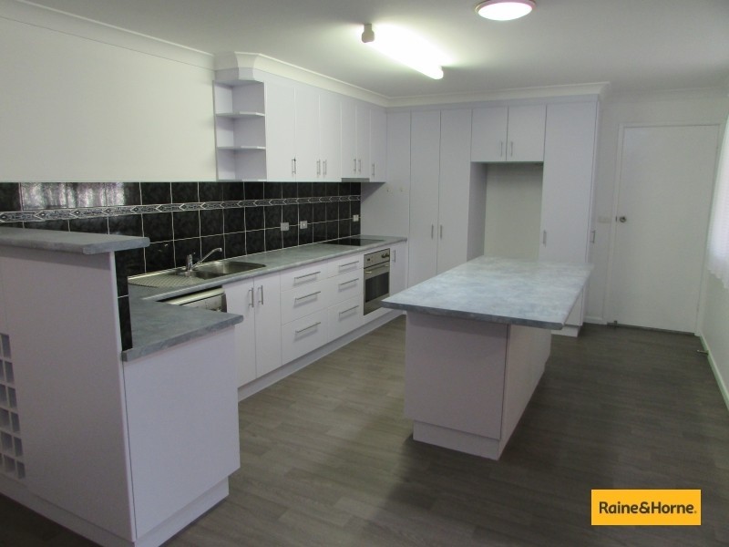 17 Feran Crescent, Coffs Harbour NSW 2450