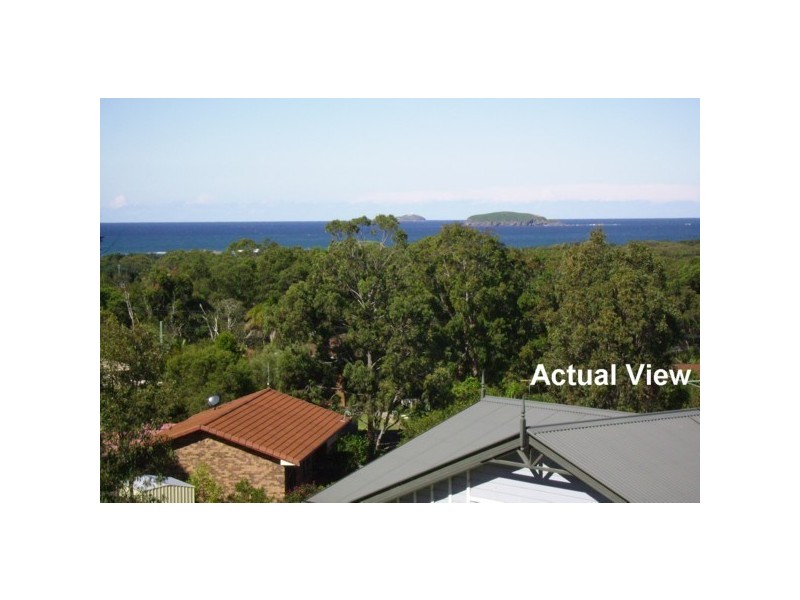 14 Houlahan Close, Woolgoolga NSW 2456