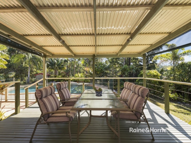 10 Pont Close, Emerald Beach NSW 2456