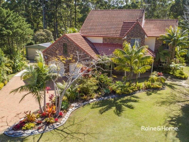 10 Pont Close, Emerald Beach NSW 2456