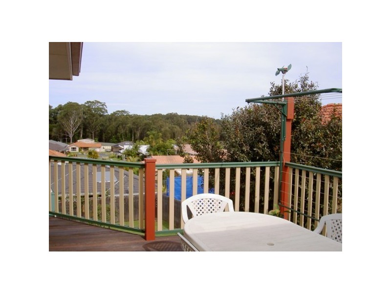 9 Celeste Place, Bonville NSW 2441