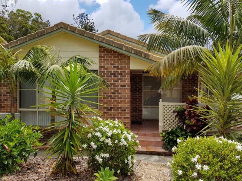 2/55 Diamond Head Drive, Sandy Beach NSW 2456