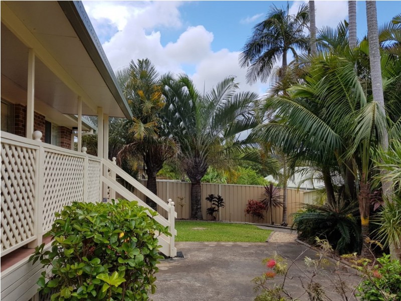 2/55 Diamond Head Drive, Sandy Beach NSW 2456