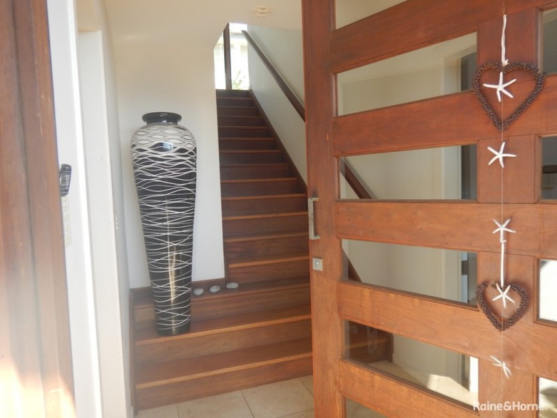 12 San Simeon Circuit, Sapphire Beach NSW 2450