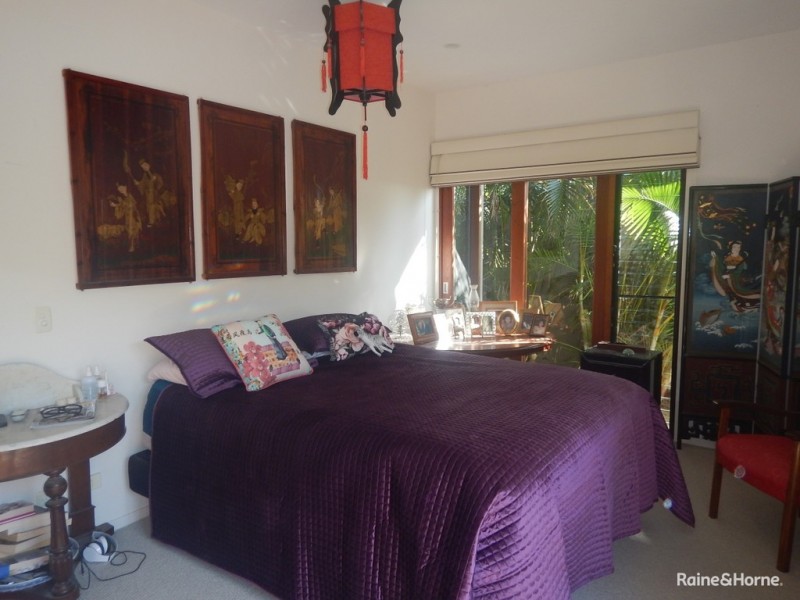 12 San Simeon Circuit, Sapphire Beach NSW 2450