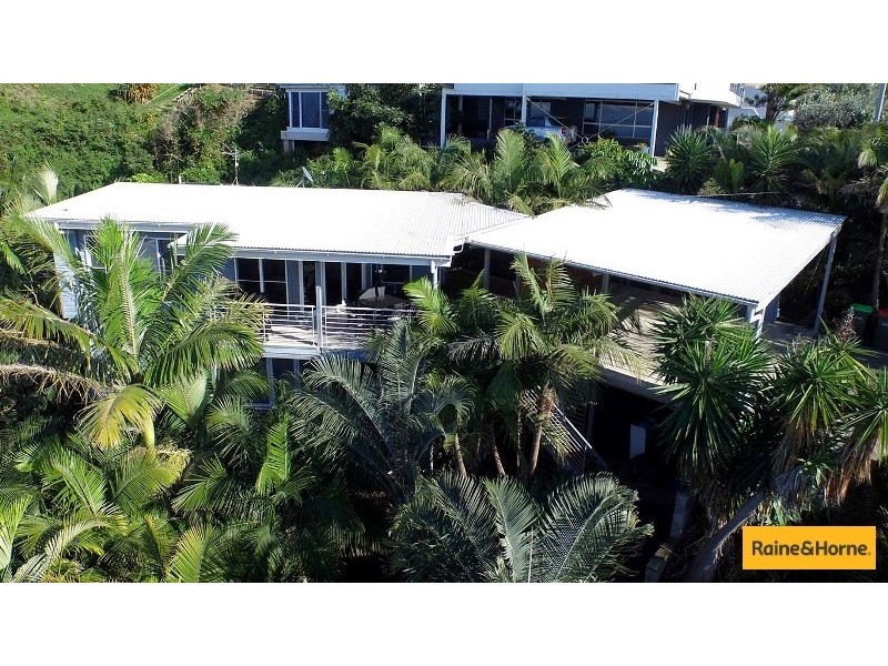 6a Emerald Avenue, Sapphire Beach NSW 2450