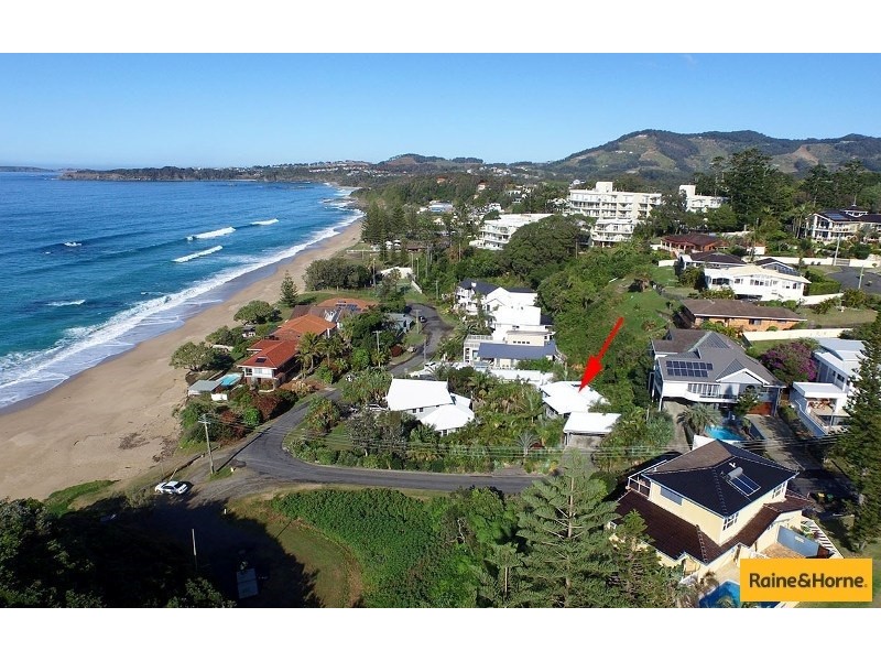 6a Emerald Avenue, Sapphire Beach NSW 2450