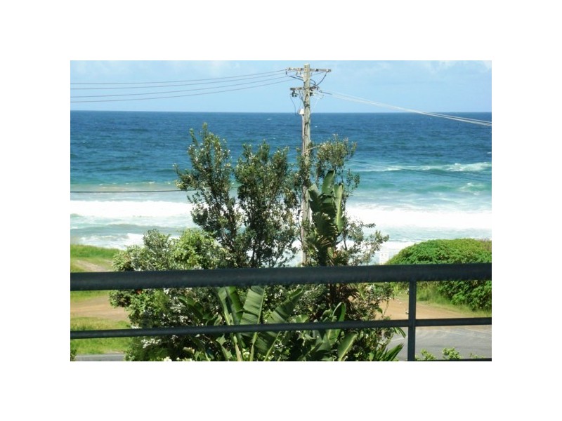 6a Emerald Avenue, Sapphire Beach NSW 2450