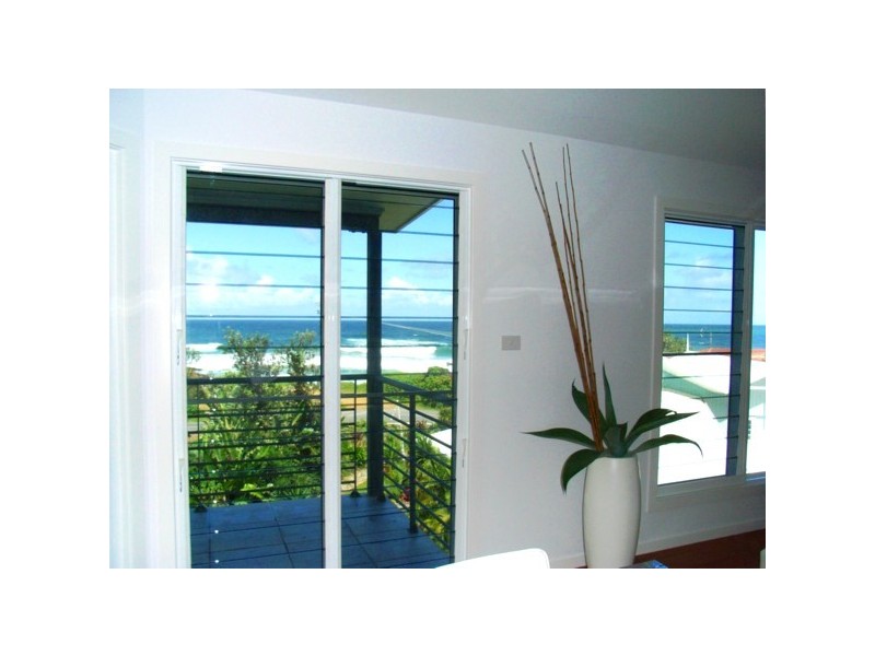 6a Emerald Avenue, Sapphire Beach NSW 2450