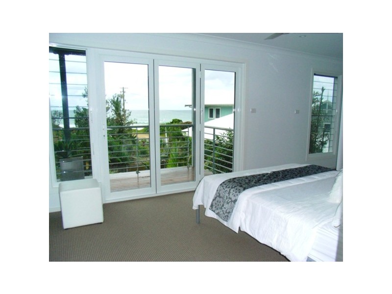 6a Emerald Avenue, Sapphire Beach NSW 2450
