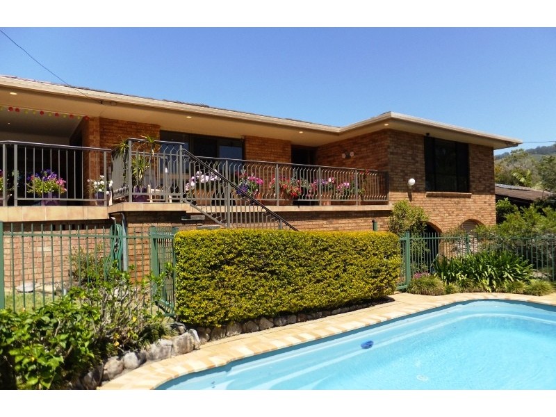 6 Hibiscus Avenue, Sapphire Beach NSW 2450