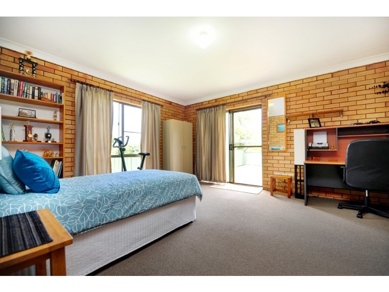 43 Perry Drive, Coffs Harbour NSW 2450