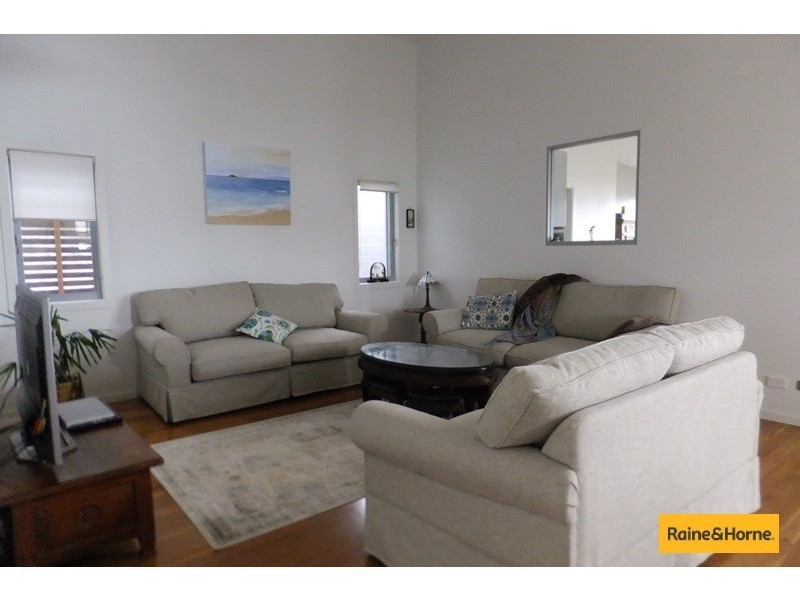 42 North Sapphire Road, Sapphire Beach NSW 2450