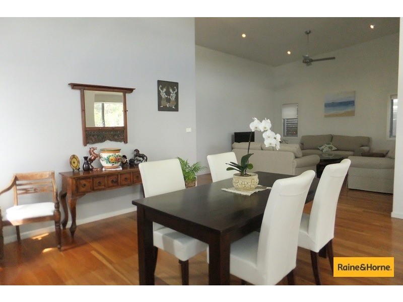 42 North Sapphire Road, Sapphire Beach NSW 2450