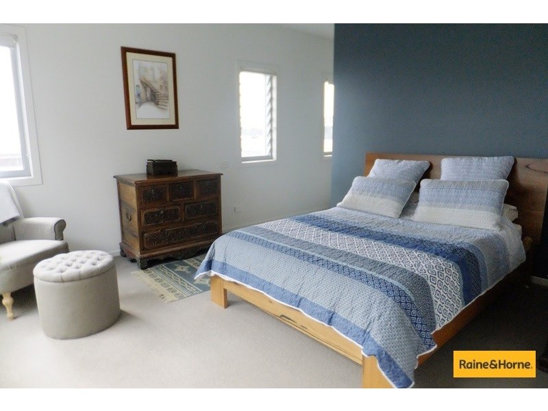 42 North Sapphire Road, Sapphire Beach NSW 2450