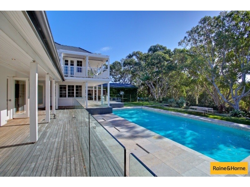 11 Charlesworth Bay Road, Coffs Harbour NSW 2450