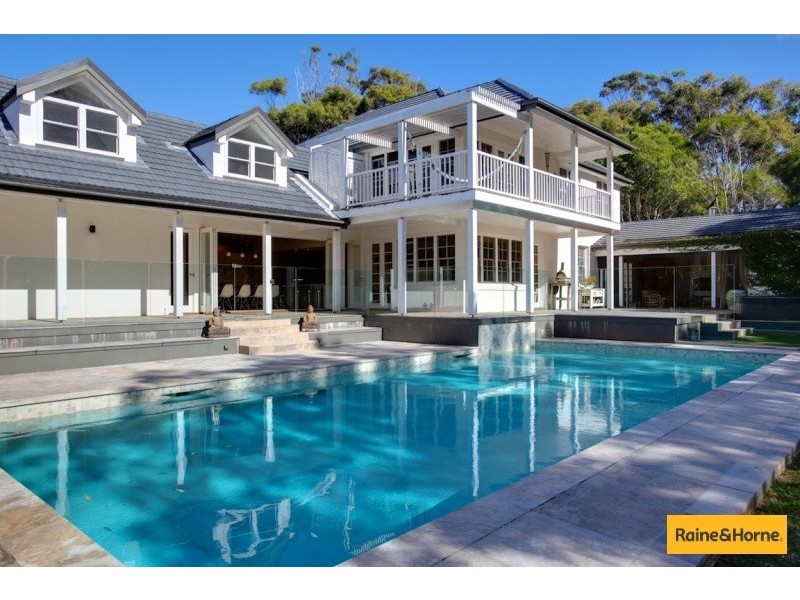 11 Charlesworth Bay Road, Coffs Harbour NSW 2450