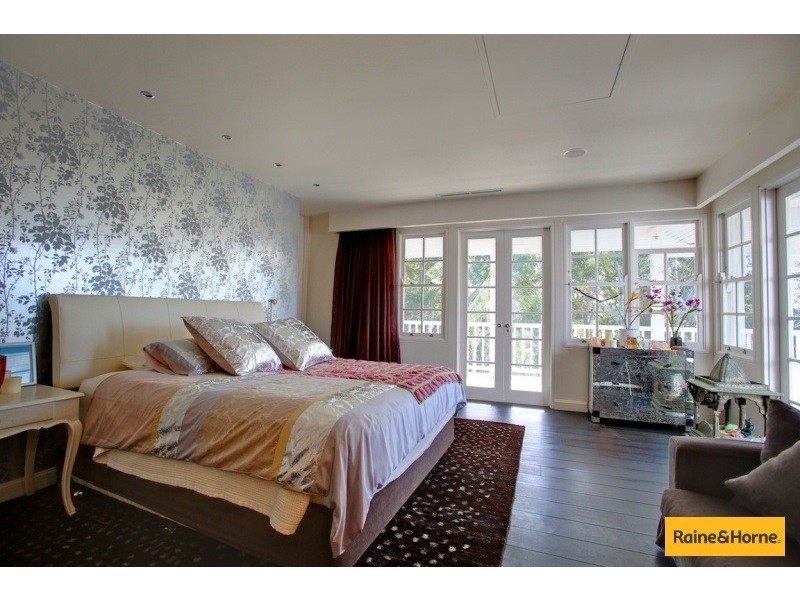 11 Charlesworth Bay Road, Coffs Harbour NSW 2450