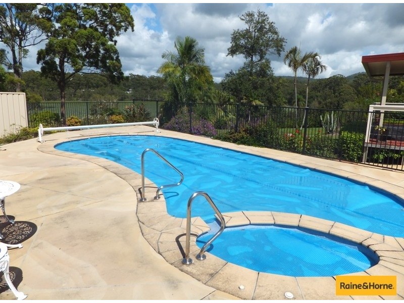 35 Smiths Road, Emerald Beach NSW 2456