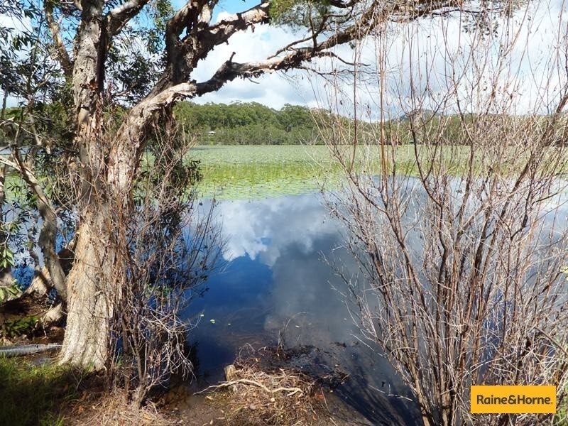 35 Smiths Road, Emerald Beach NSW 2456