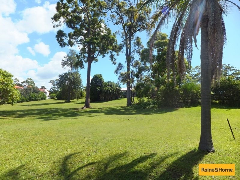 35 Smiths Road, Emerald Beach NSW 2456