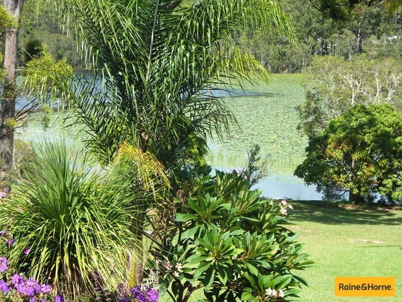 35 Smiths Road, Emerald Beach NSW 2456