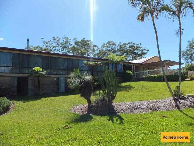 35 Smiths Road, Emerald Beach NSW 2456
