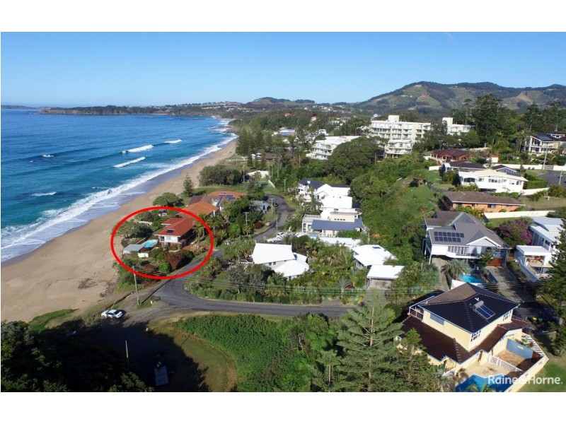 9 Emerald Avenue, Sapphire Beach NSW 2450