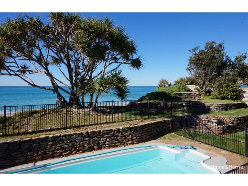 9 Emerald Avenue, Sapphire Beach NSW 2450