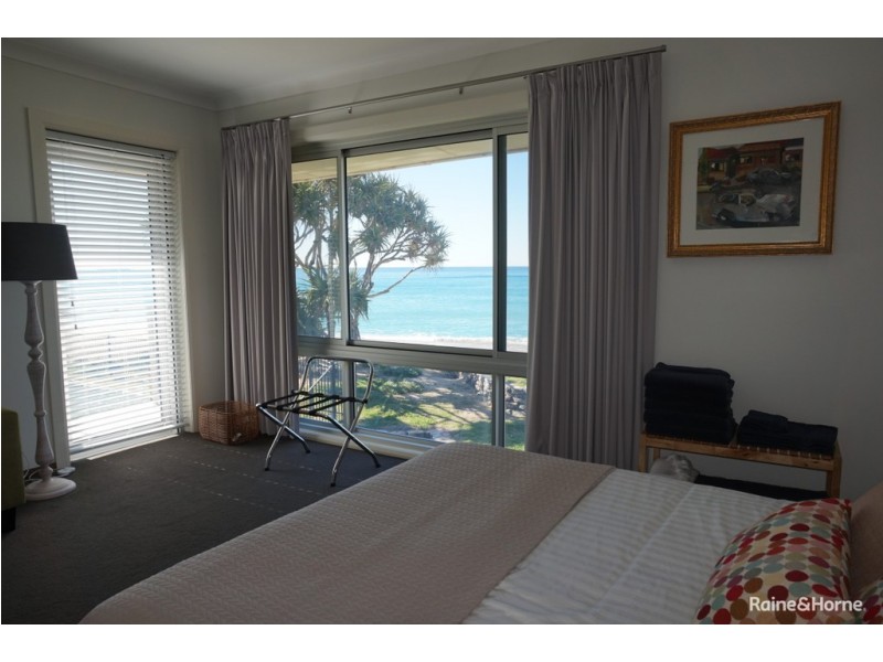 9 Emerald Avenue, Sapphire Beach NSW 2450