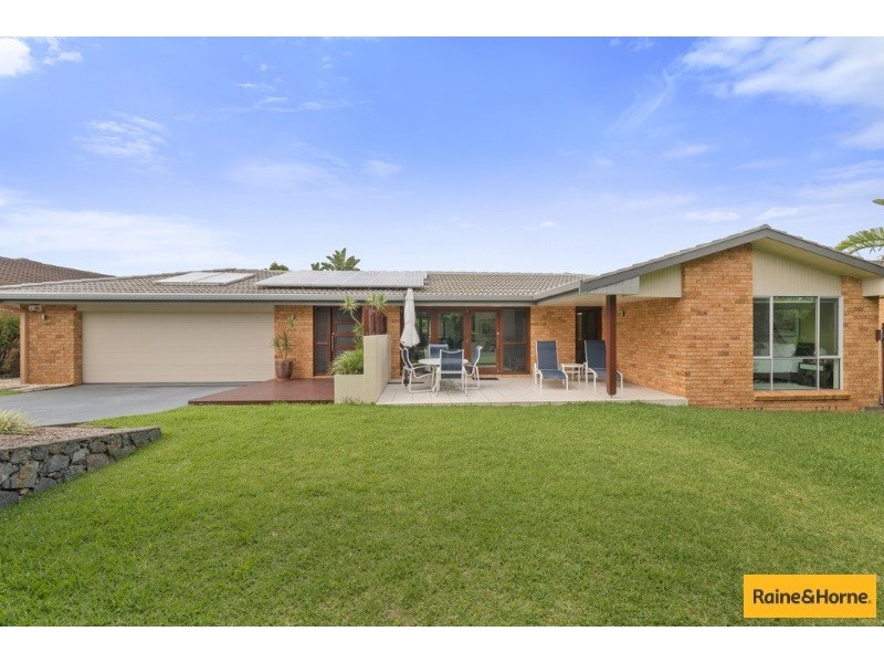 4 Canomie Street, Sapphire Beach NSW 2450