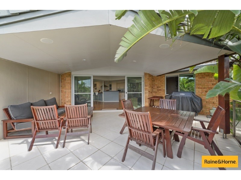 4 Canomie Street, Sapphire Beach NSW 2450