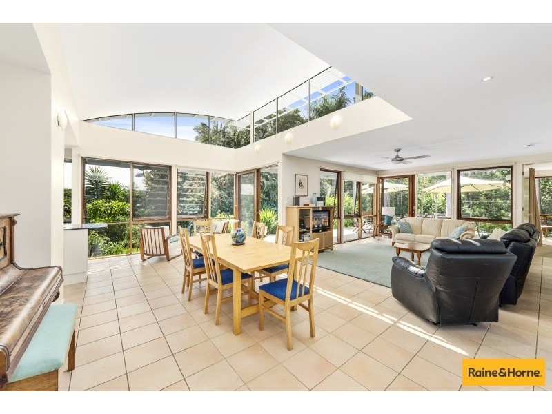 19 Island Road, Sapphire Beach NSW 2450