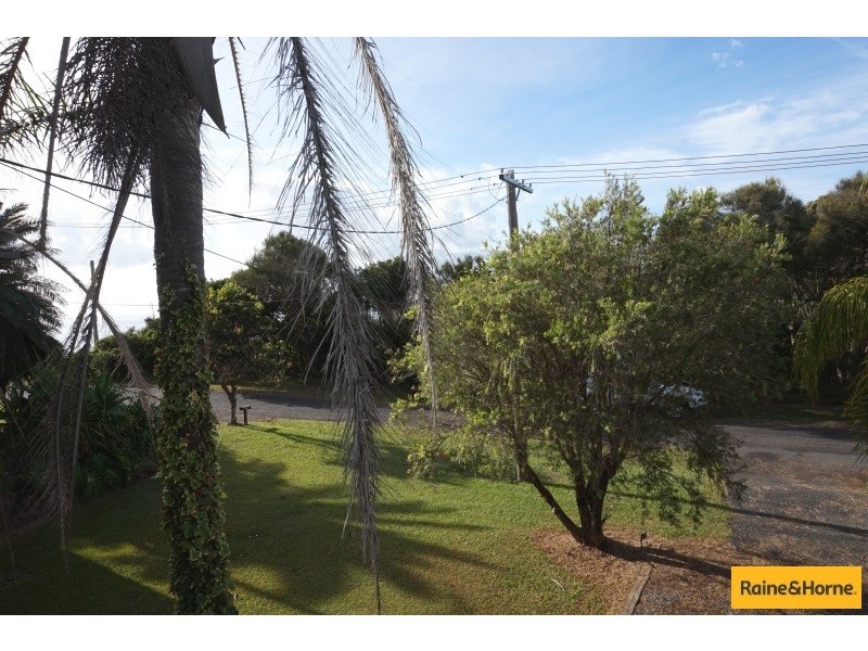 9 Third Avenue, Arrawarra Headland NSW 2456