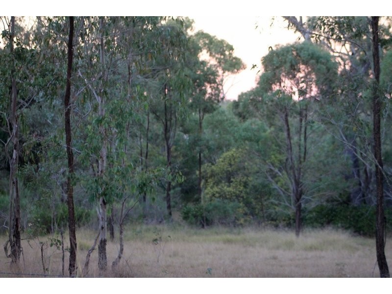 32 Parkers Road, Ellesmere QLD 4610