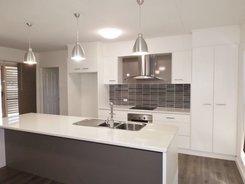 1 Saunders Street, Roma QLD 4455