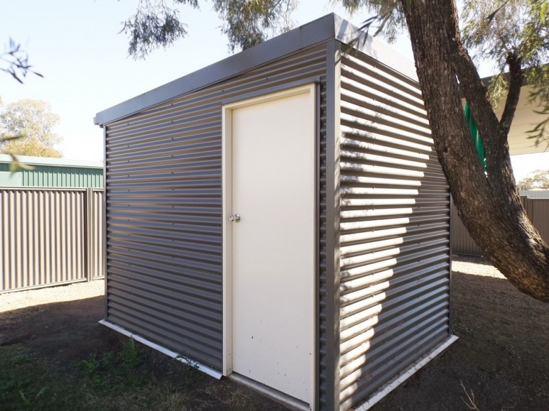 1 Saunders Street, Roma QLD 4455