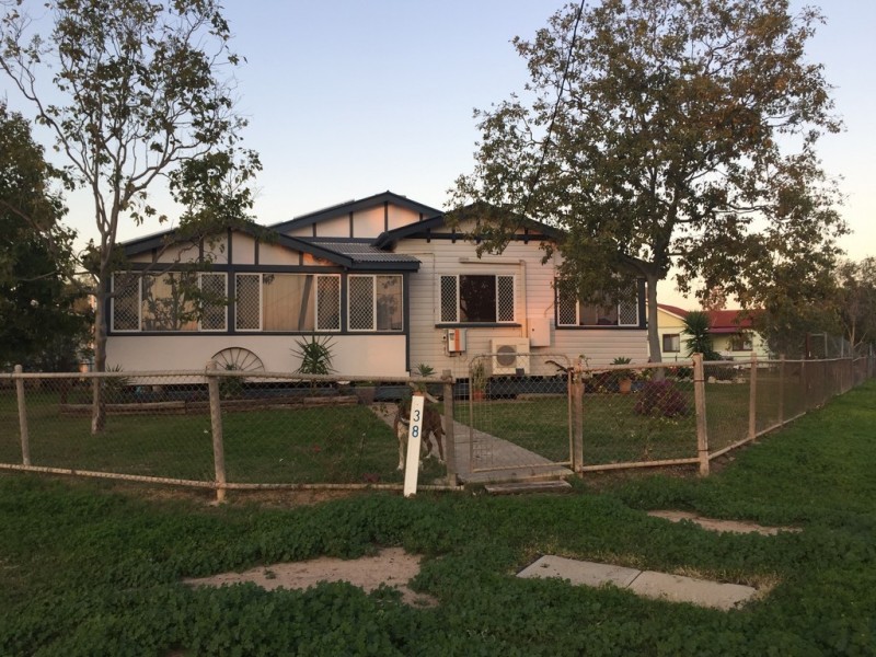 38 Wicks Street, Cunnamulla QLD 4490