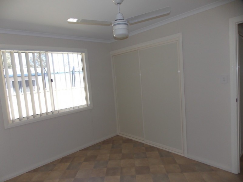 14 ACACIA ST, Blackall QLD 4472