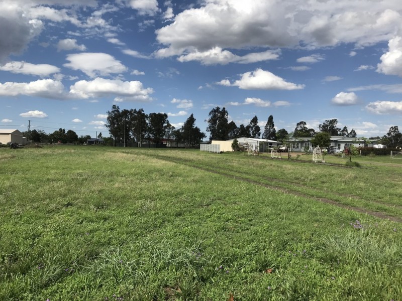 170 Blaxland Road, Dalby QLD 4405