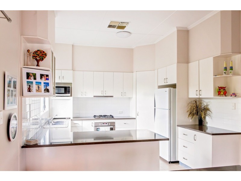 36 Edward Street, Dalby QLD 4405