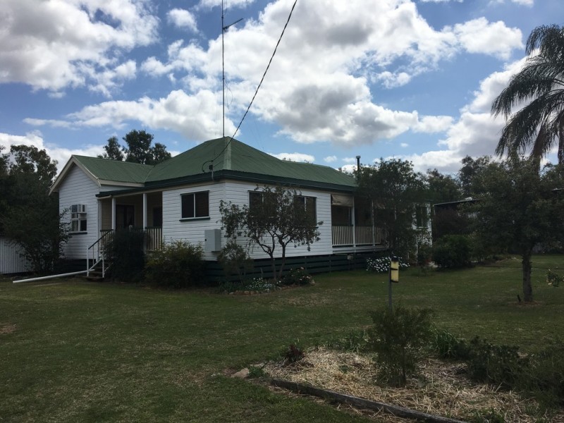 5 Wilson Street, Condamine QLD 4416