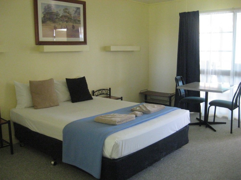 ” Quilpie Motor Inn “, Quilpie QLD 4480