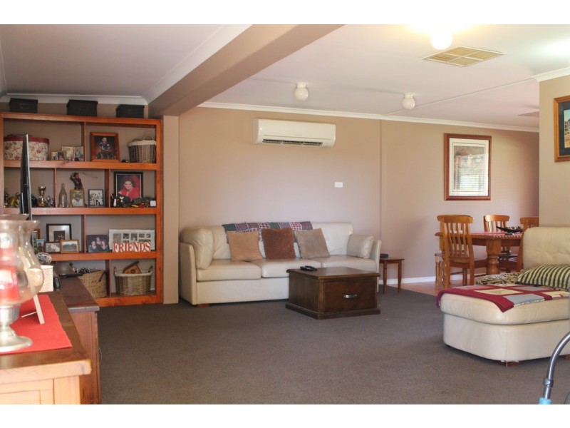 74 Watson Street, Cunnamulla QLD 4490