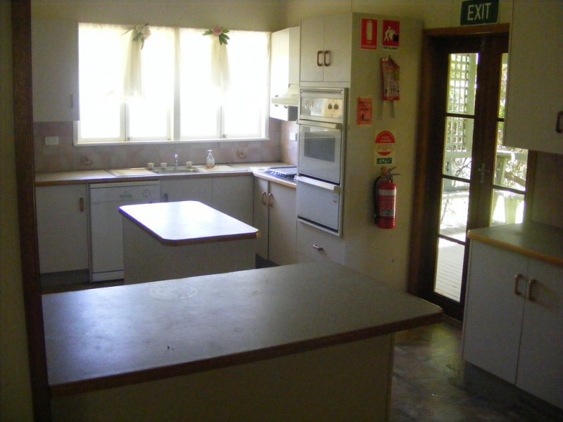 26 ARTHUR ST, Tambo QLD 4478